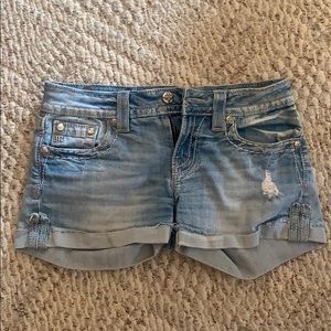 Miss Me light jean shorts